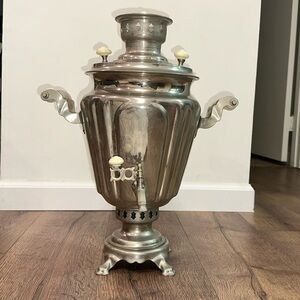 1983 Antique Russian Brass Coil Samovar Made in USSR. Hardly used.